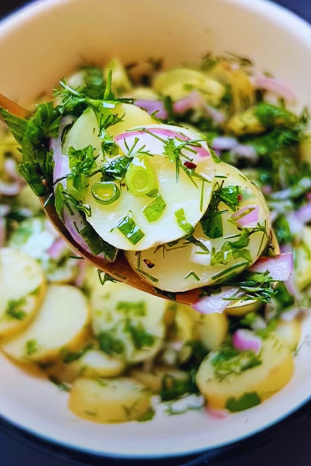 Creamy Red Potato Salad with Herbs: A Fresh Take on a Classic Side Dish