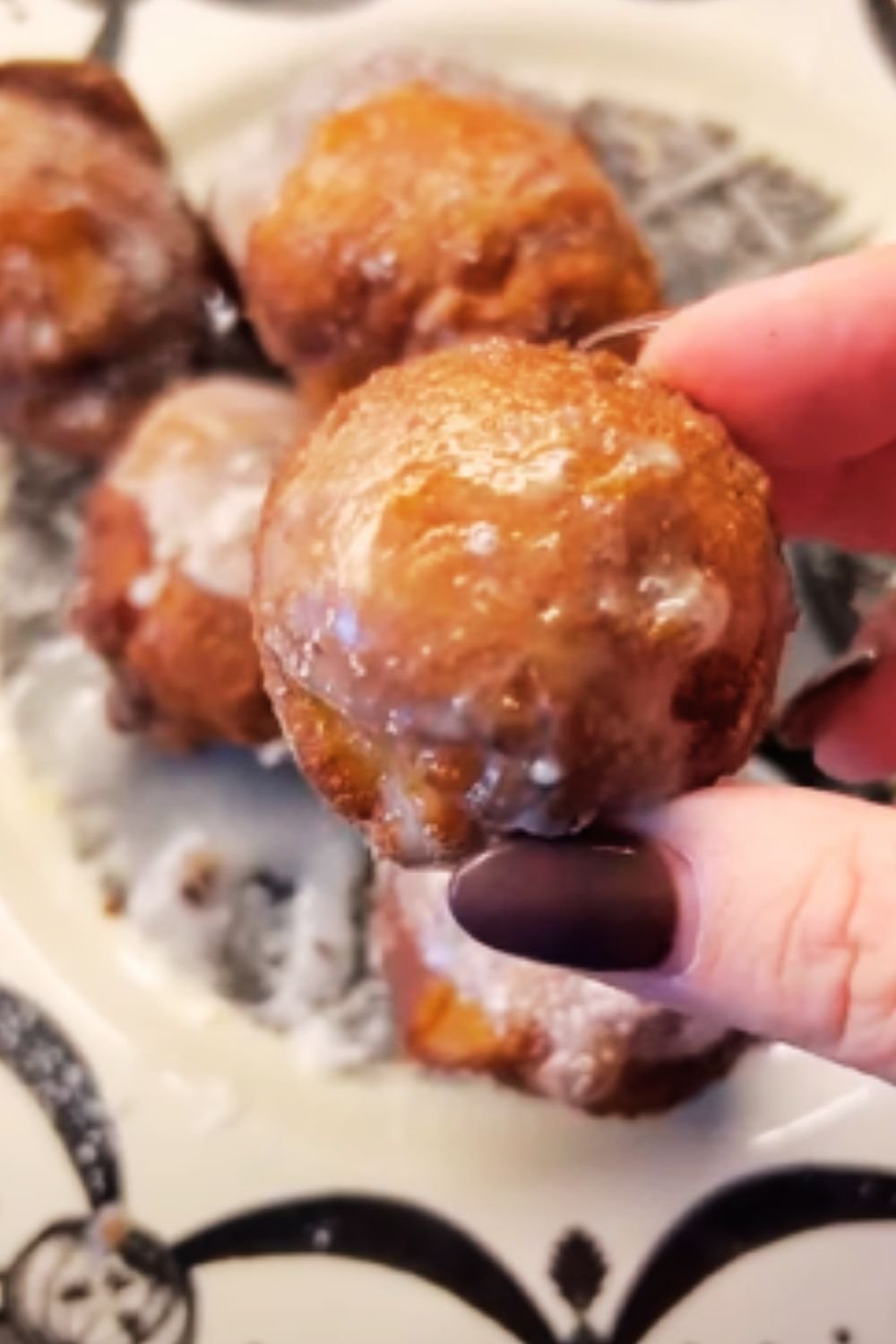 Crispy Apple Fritter Bites: A Bite-Sized Twist on a Classic Favorite