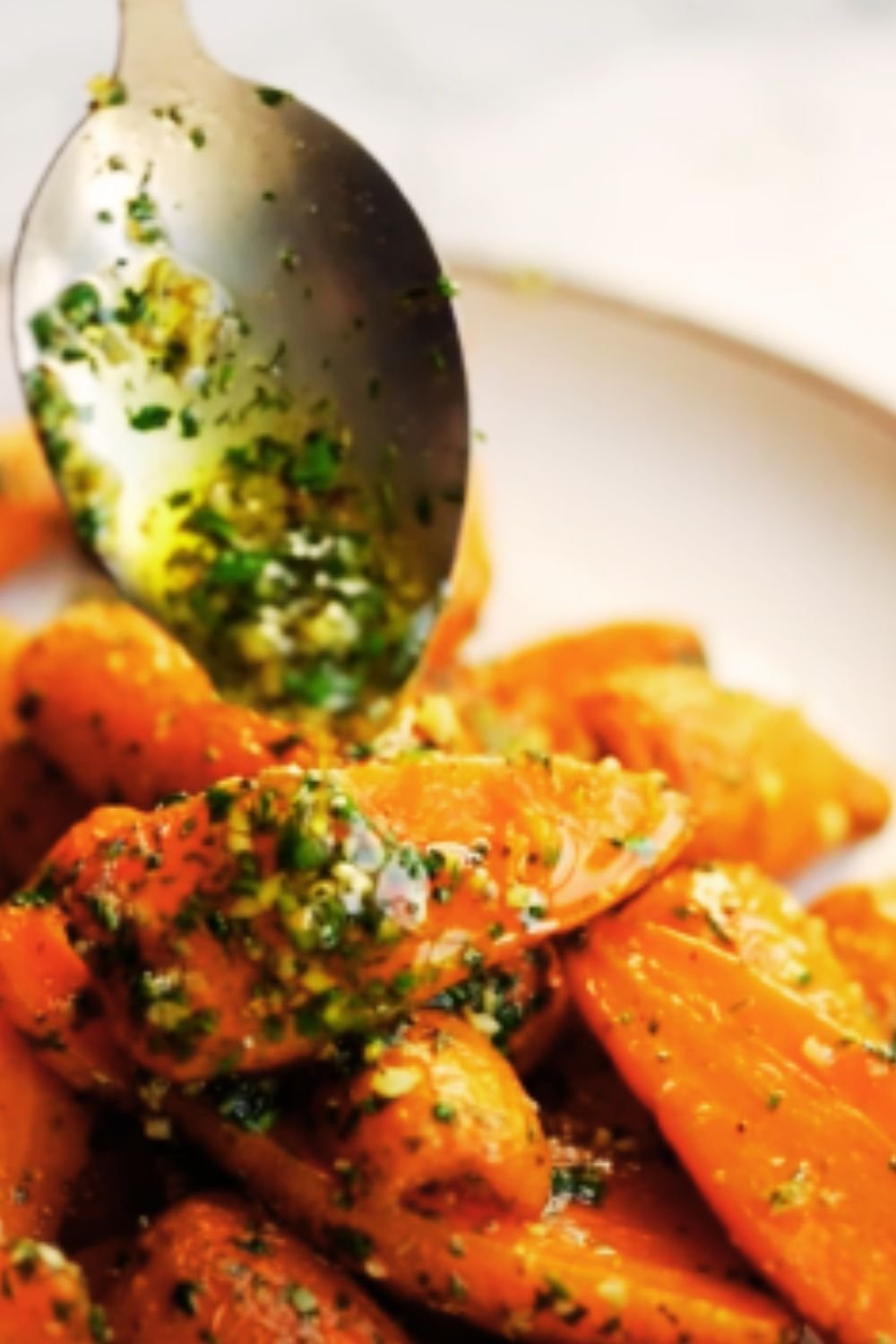 Sweet and Savory: Honey Garlic Roasted Carrots That Will Change Your Side Dish Game